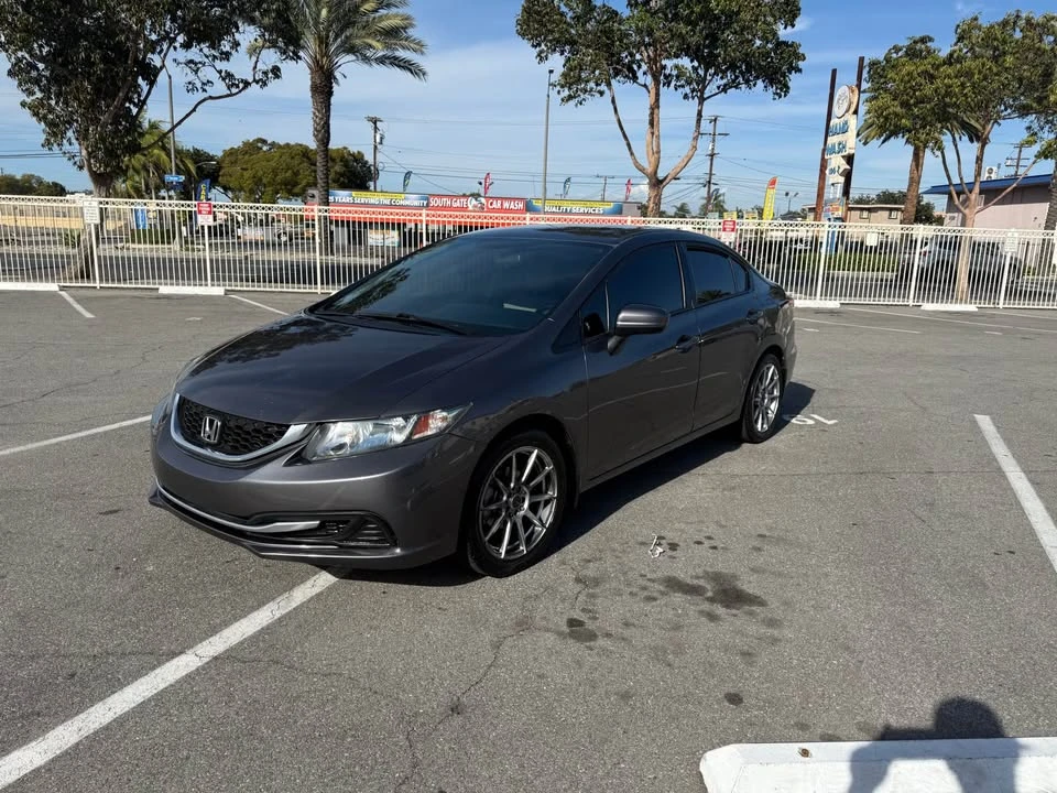 2015 Honda Civic 9th Gen - Image 6 of 17