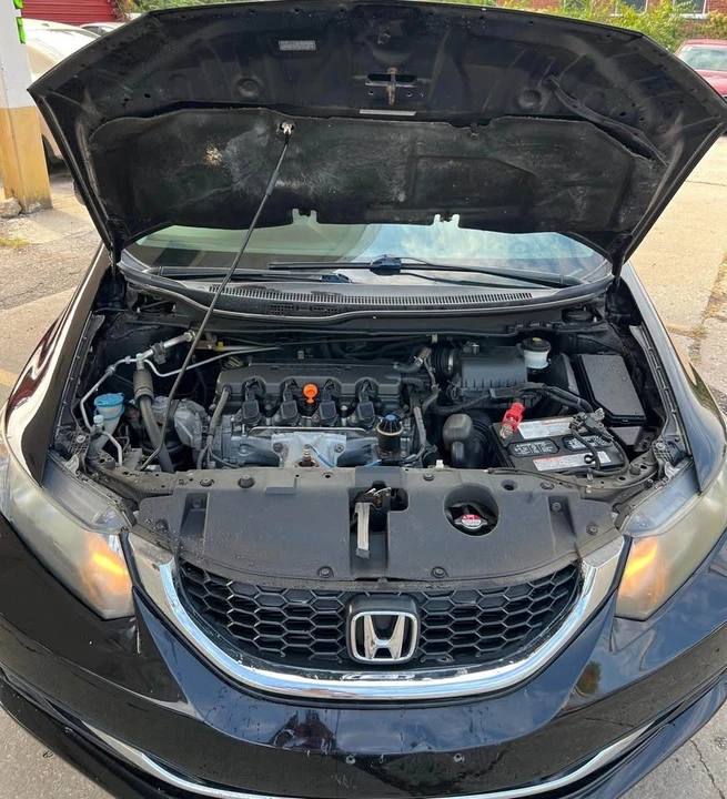 2015 Honda Civic 9th Gen - Image 8 of 16
