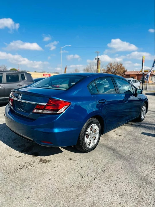 2015 Honda Civic 9th Gen - Image 7 of 14