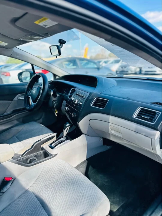 2015 Honda Civic 9th Gen - Image 8 of 14