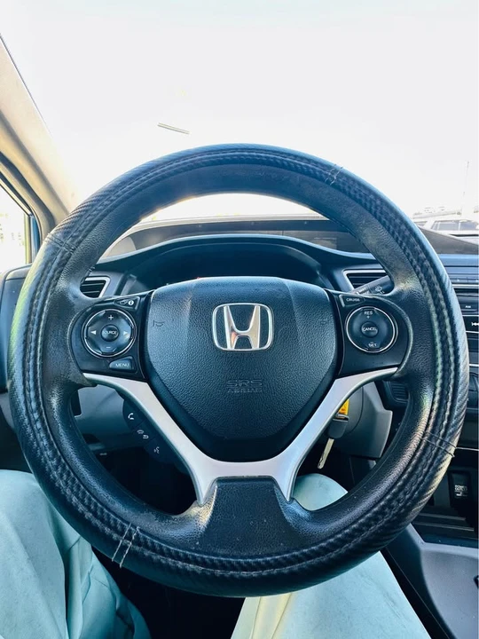 2015 Honda Civic 9th Gen - Image 7 of 13