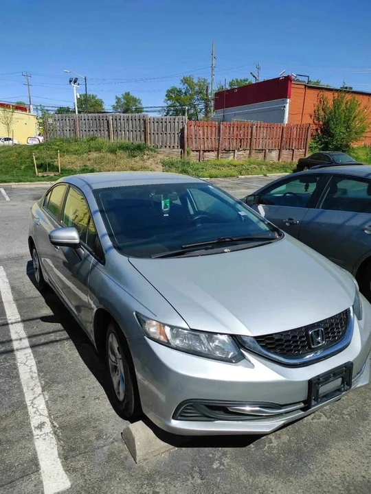 2015 Honda Civic 9th Gen - Image 2 of 2