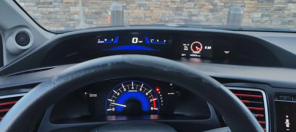 2015 Honda Civic 9th Gen - Image 10 of 12