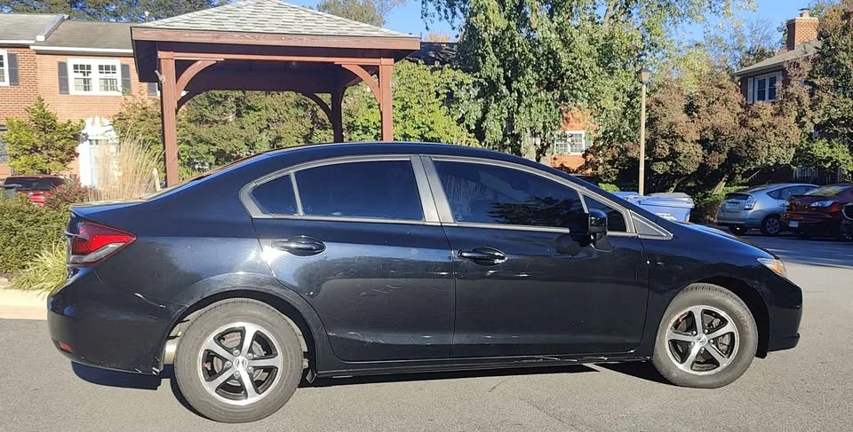 2015 Honda Civic 9th Gen - Image 5 of 12