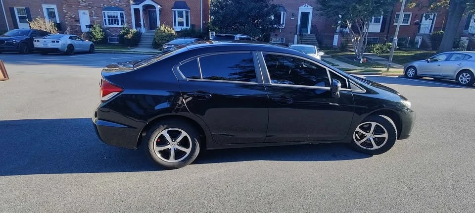 2015 Honda Civic 9th Gen - Image 7 of 14