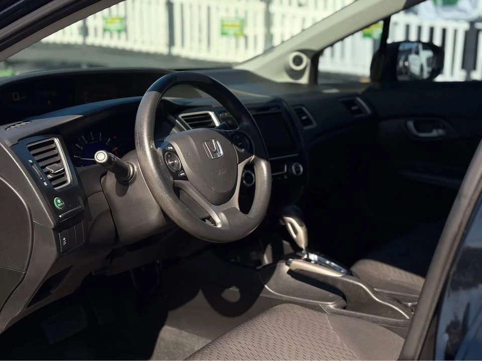 2015 Honda Civic 9th Gen - Image 5 of 16