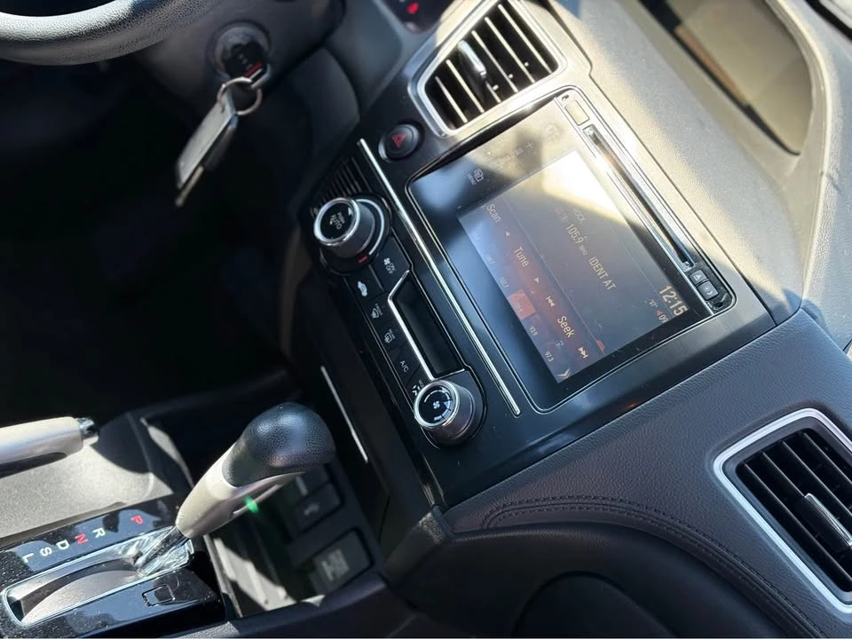2015 Honda Civic 9th Gen - Image 16 of 16