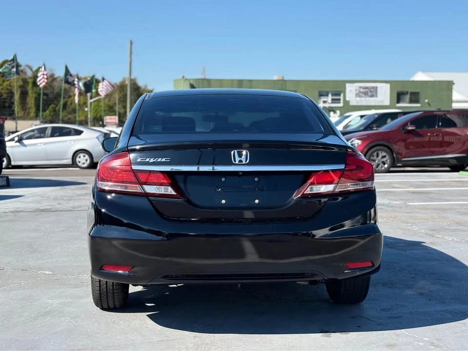 2015 Honda Civic 9th Gen - Image 7 of 16