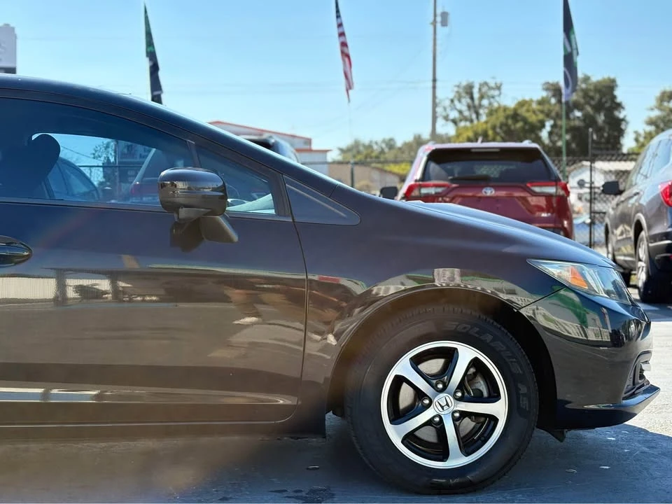 2015 Honda Civic 9th Gen - Image 11 of 16