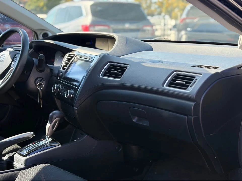 2015 Honda Civic 9th Gen - Image 15 of 16