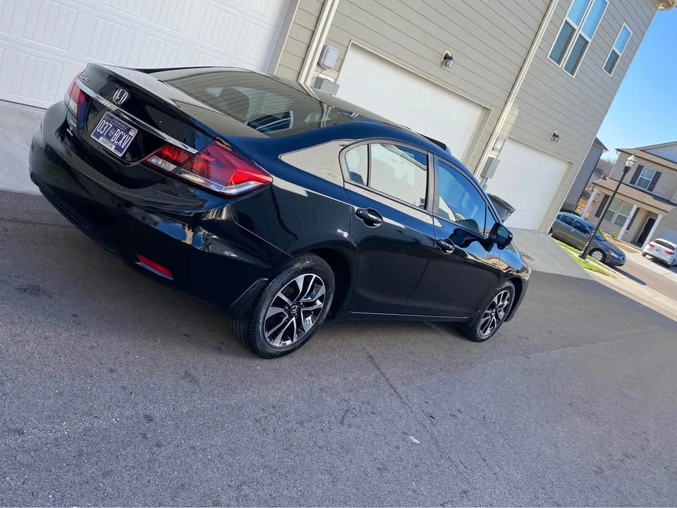 2015 Honda Civic 9th Gen - Image 2 of 6