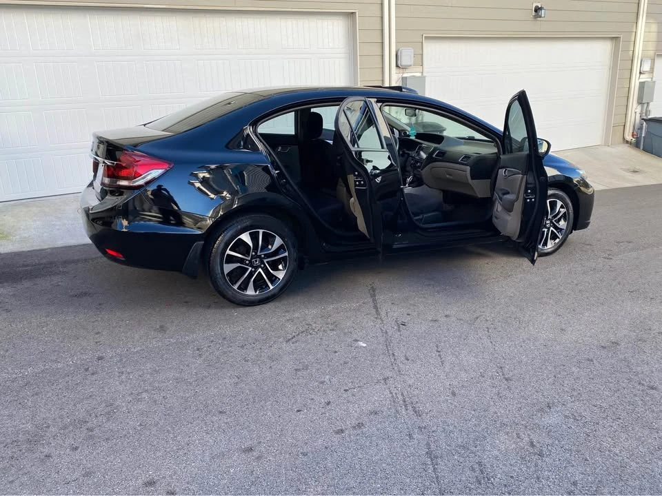 2015 Honda Civic 9th Gen - Image 6 of 6