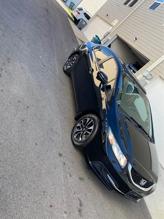 2015 Honda Civic 9th Gen - Image 3 of 6