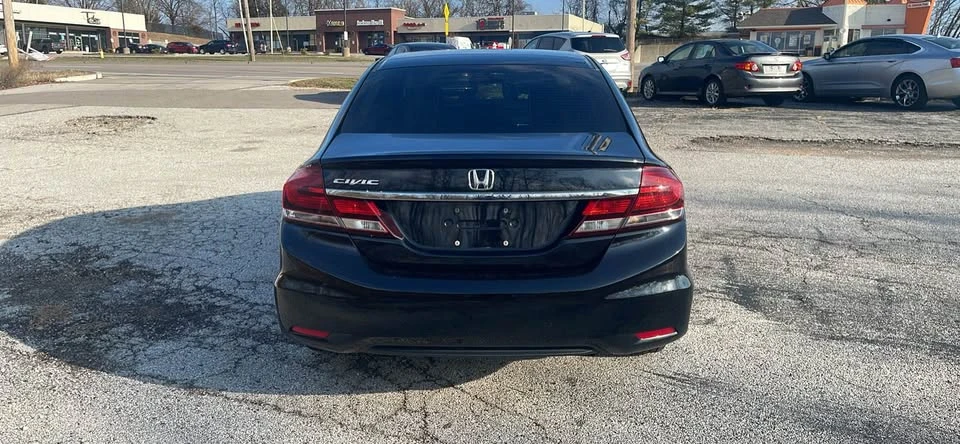 2015 Honda Civic 9th Gen - Image 2 of 7