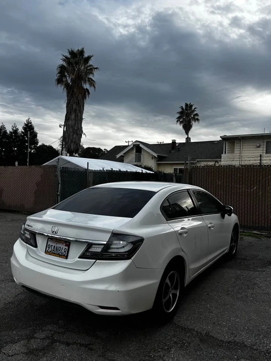 2015 Honda Civic 9th Gen - Image 6 of 10