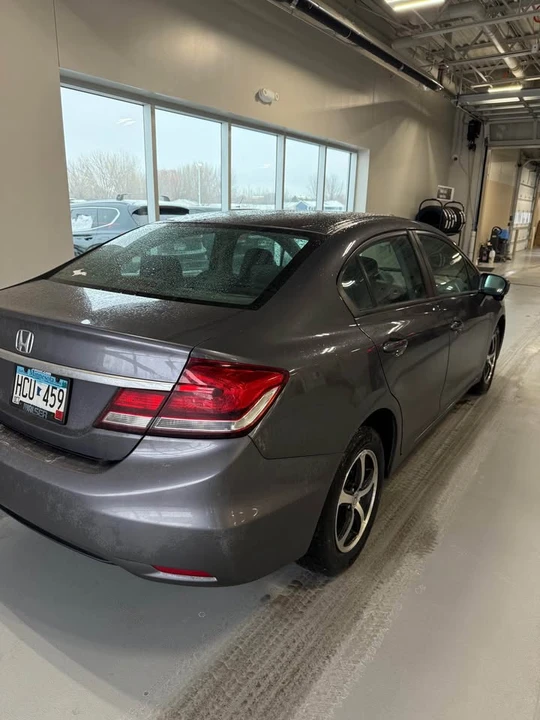 2015 Honda Civic 9th Gen - Image 4 of 11