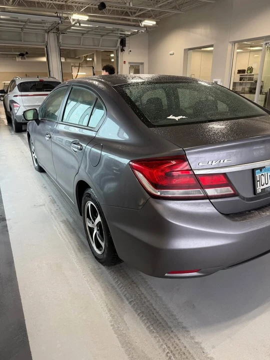 2015 Honda Civic 9th Gen - Image 3 of 11