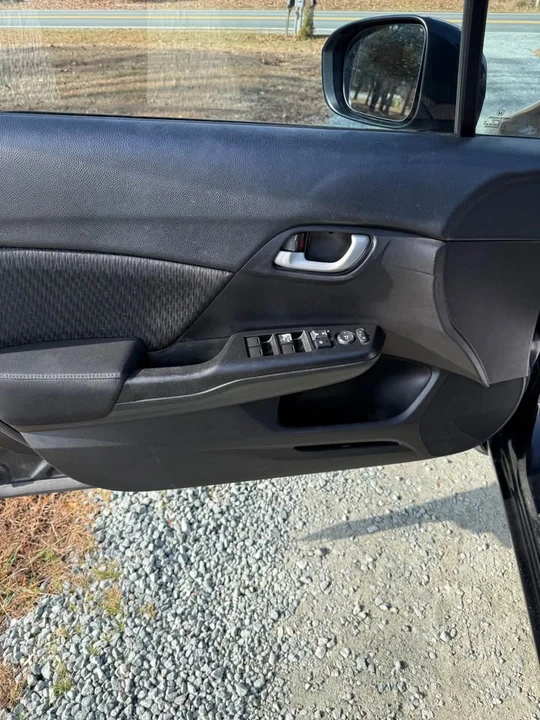 2015 Honda Civic 9th Gen - Image 6 of 16
