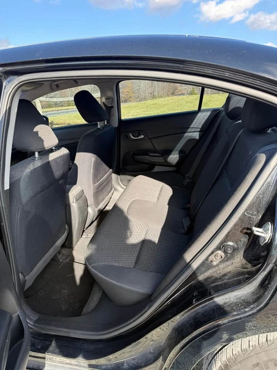2015 Honda Civic 9th Gen - Image 7 of 16
