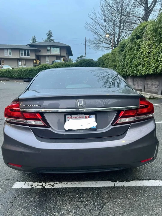 2015 Honda Civic 9th Gen - Image 3 of 5