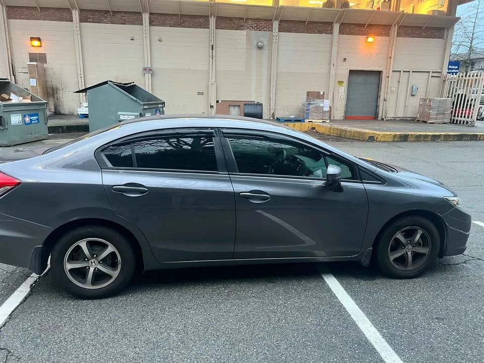 2015 Honda Civic 9th Gen - Image 4 of 5