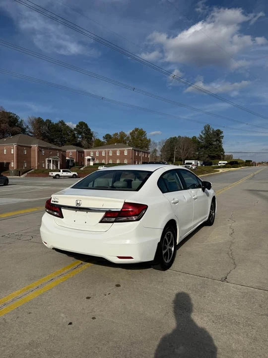 2015 Honda Civic 9th Gen - Image 4 of 11