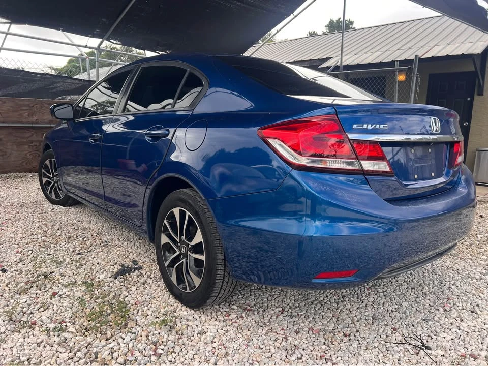 2015 Honda Civic 9th Gen - Image 4 of 18