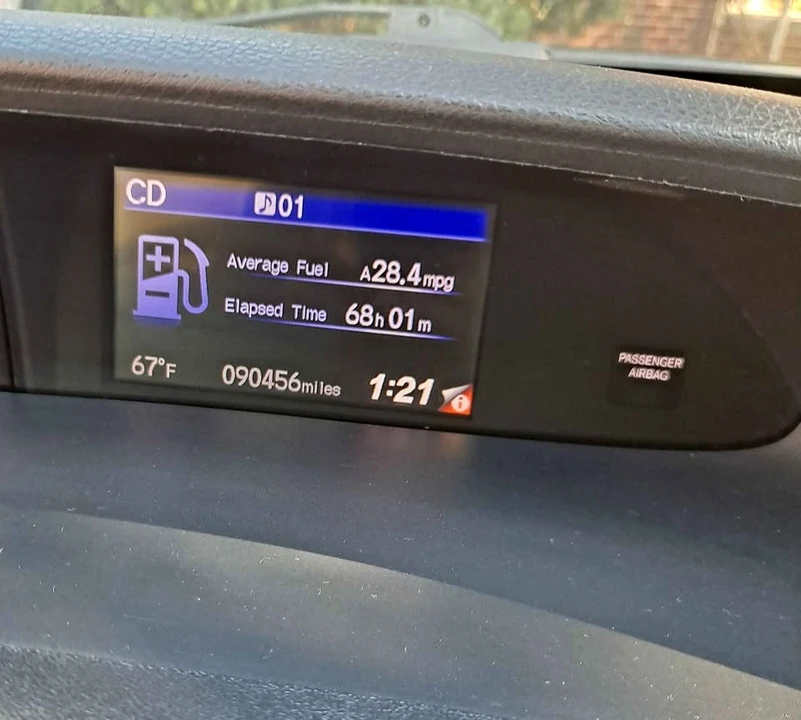 2015 Honda Civic 9th Gen - Image 3 of 9