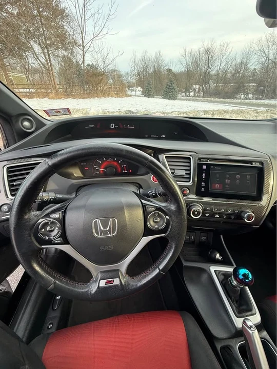 2015 Honda Civic Si 9th Gen - Image 7 of 12