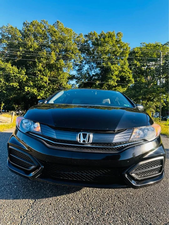2015 Honda Civic 9th Gen - Image 9 of 16