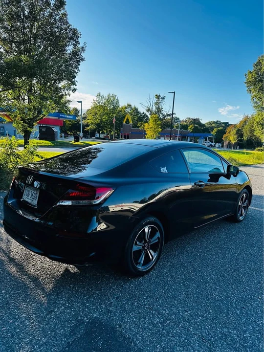 2015 Honda Civic 9th Gen - Image 13 of 16
