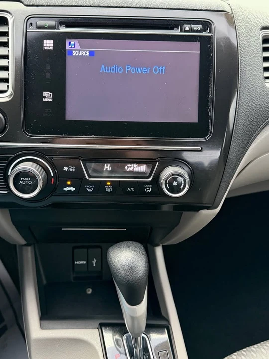 2015 Honda Civic 9th Gen - Image 7 of 8