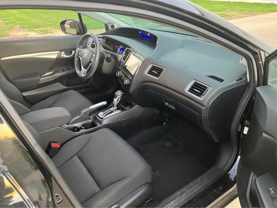 2015 Honda Civic 9th Gen - Image 8 of 14