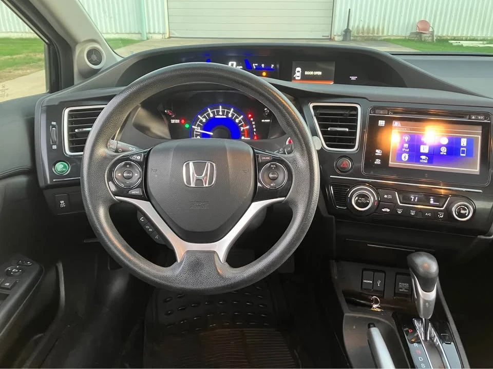 2015 Honda Civic 9th Gen - Image 10 of 14