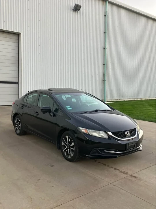 2015 Honda Civic 9th Gen - Image 3 of 14