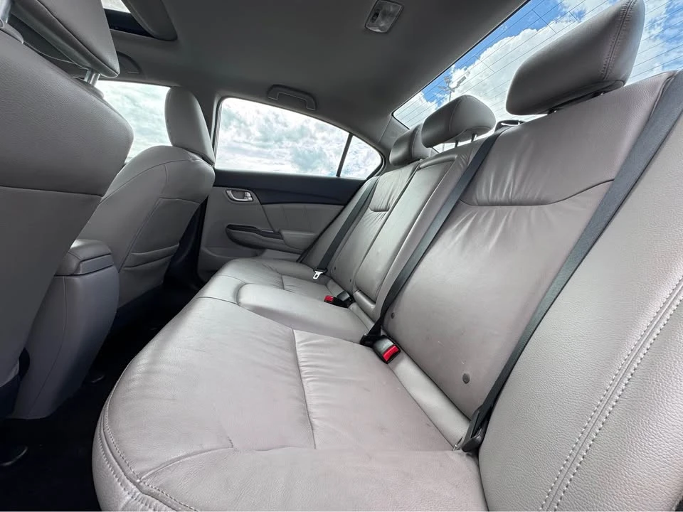 2015 Honda Civic 9th Gen - Image 14 of 18
