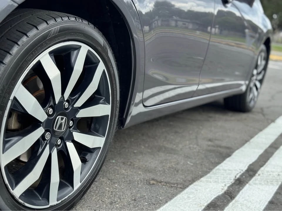 2015 Honda Civic 9th Gen - Image 10 of 18