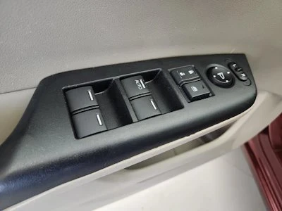 2015 Honda Civic 9th Gen - Image 18 of 19