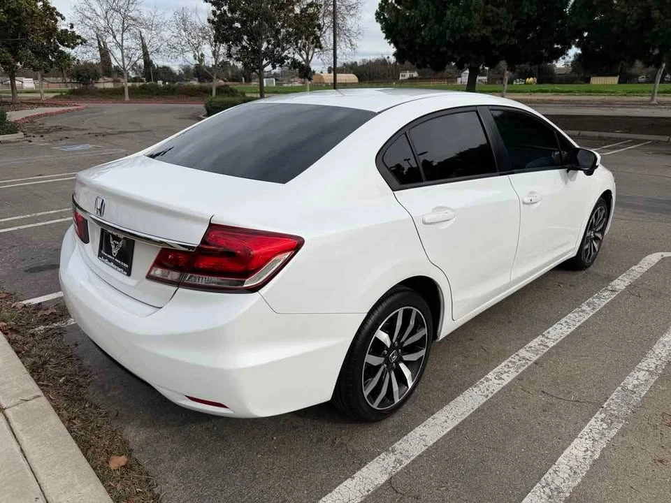 2015 Honda Civic 9th Gen - Image 6 of 18