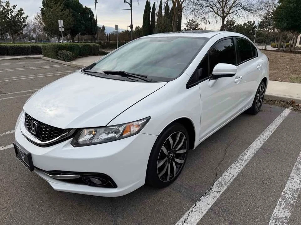 2015 Honda Civic 9th Gen - Image 3 of 18