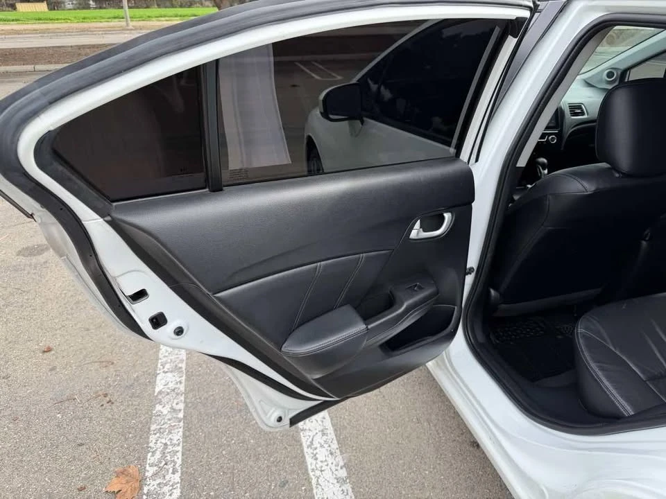 2015 Honda Civic 9th Gen - Image 16 of 18