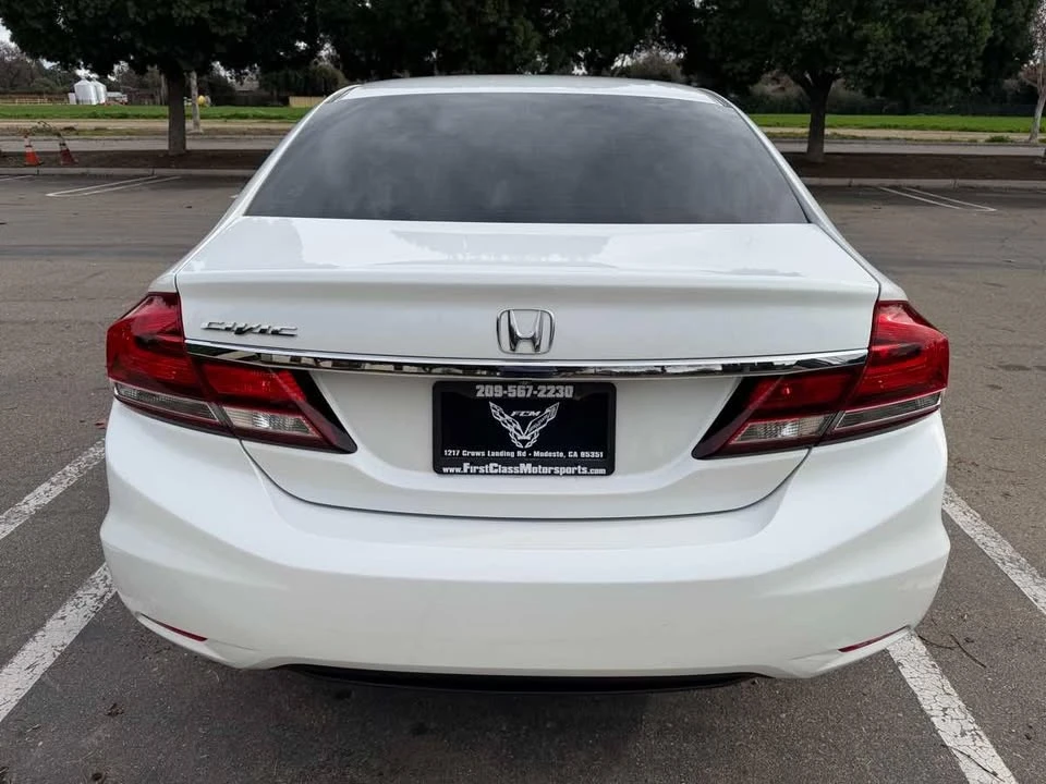 2015 Honda Civic 9th Gen - Image 5 of 18