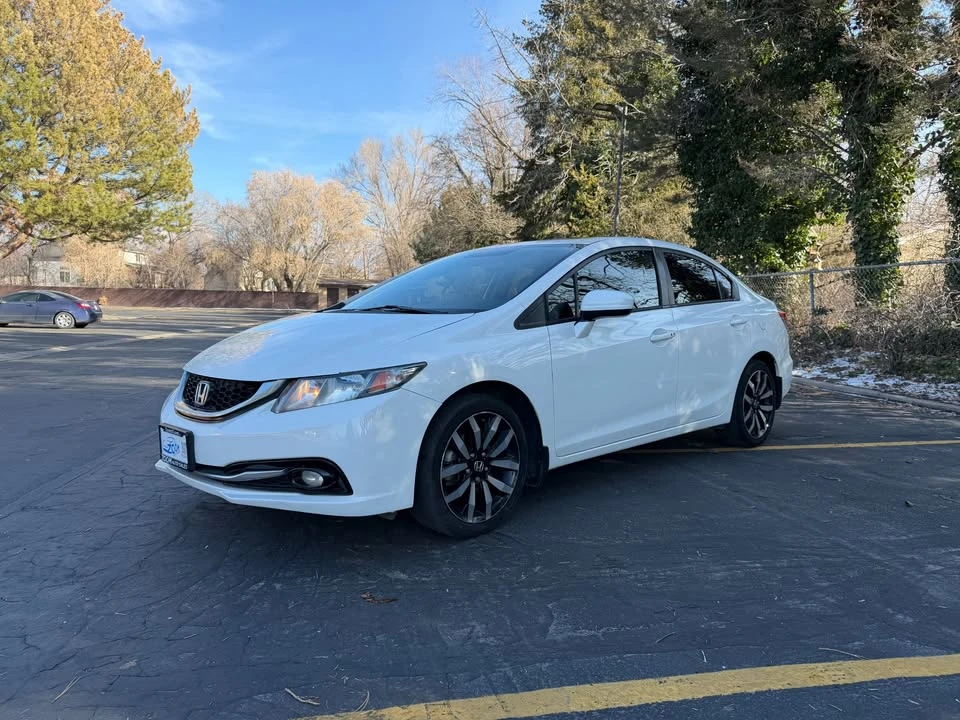 2015 Honda Civic 9th Gen - Image 3 of 17