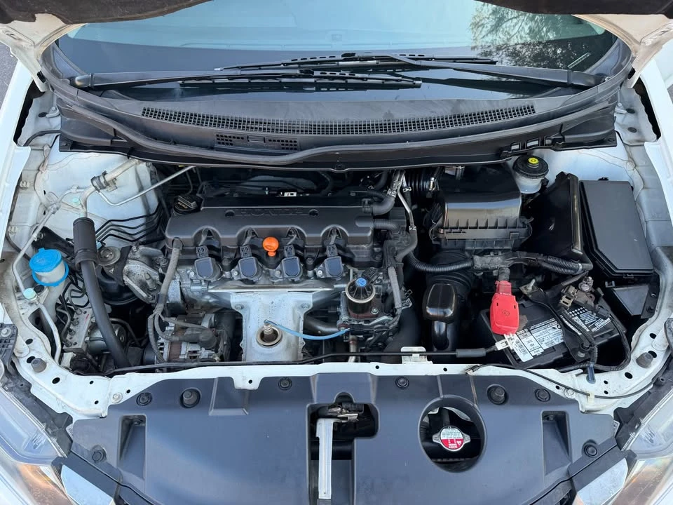 2015 Honda Civic 9th Gen - Image 2 of 17