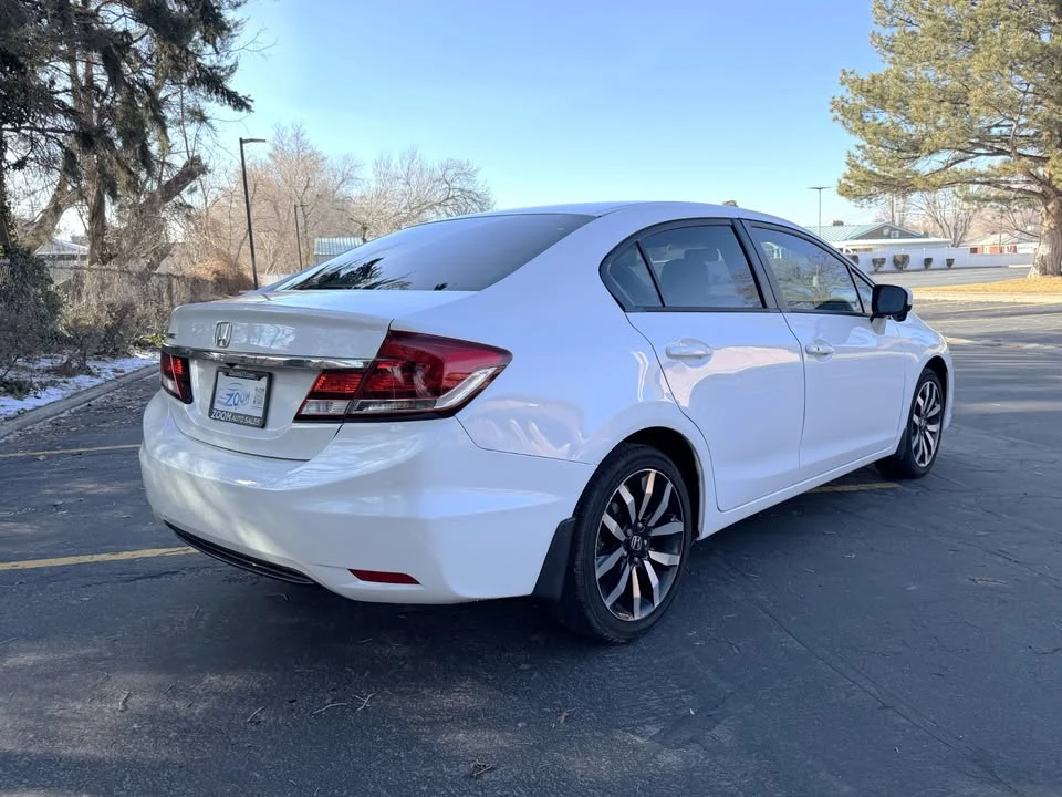 2015 Honda Civic 9th Gen - Image 6 of 17
