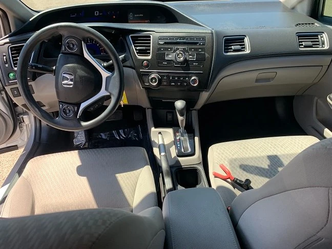 2015 Honda Civic 9th Gen - Image 9 of 16