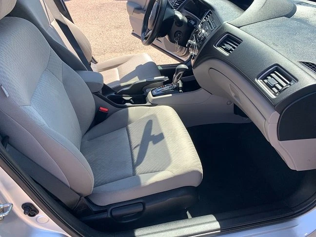 2015 Honda Civic 9th Gen - Image 11 of 16