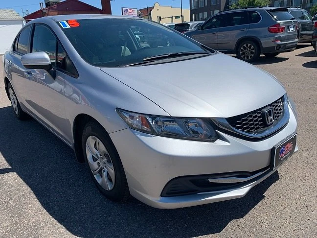2015 Honda Civic 9th Gen - Image 3 of 16