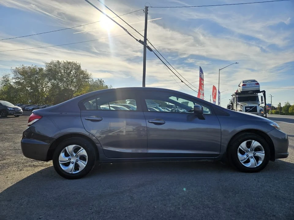 2015 Honda Civic 9th Gen - Image 5 of 14