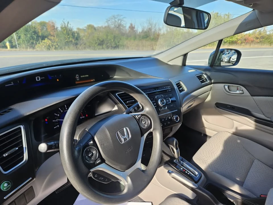 2015 Honda Civic 9th Gen - Image 8 of 14